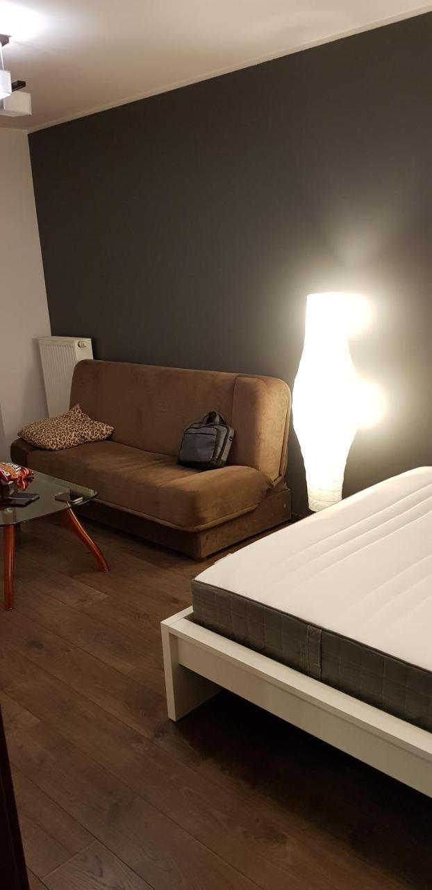 Pokoje Zeromskiego 1B Apartment Бялисток Стая снимка