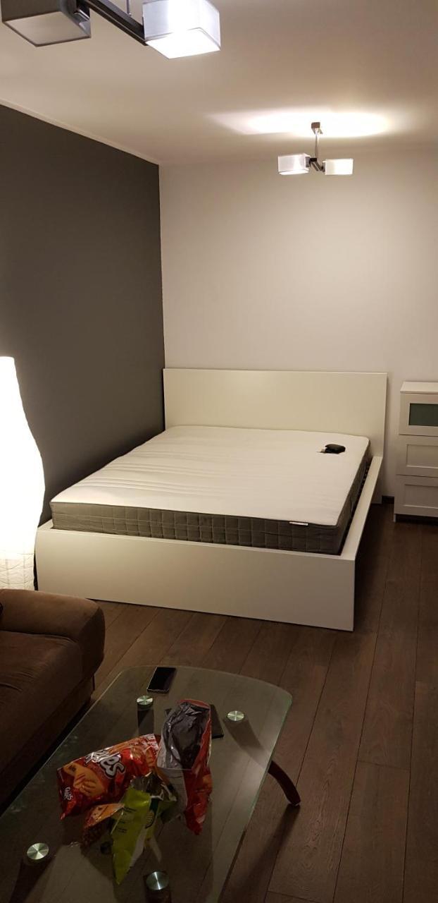 Pokoje Zeromskiego 1B Apartment Бялисток Стая снимка