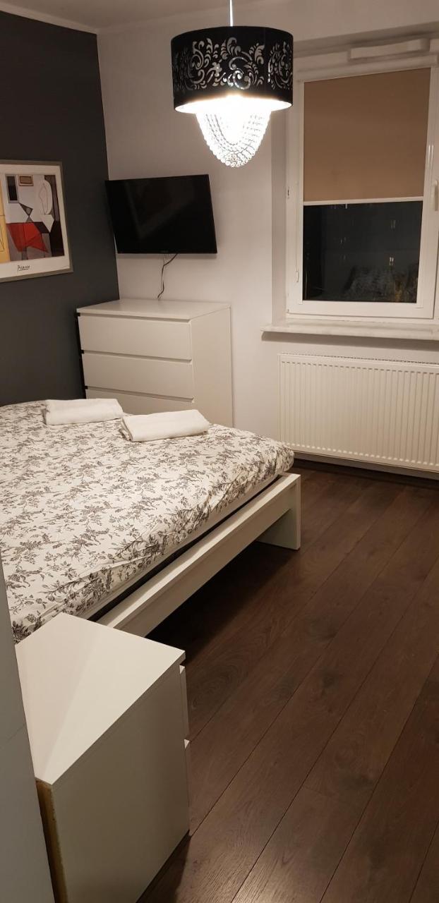 Pokoje Zeromskiego 1B Apartment Бялисток Стая снимка